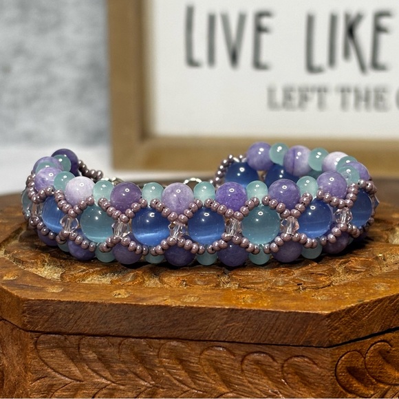 Beautiful Artisan Handmade beaded bracelet - Picture 3 of 7